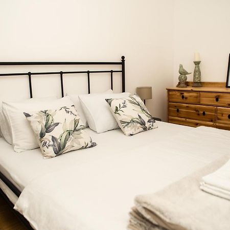 Room21 Free Garage Novi Sad Eksteriør billede